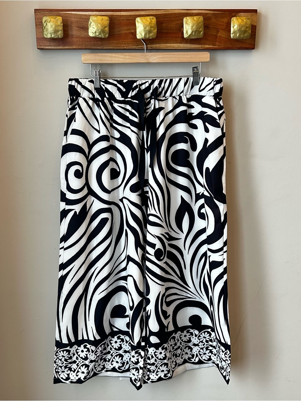 NWT STYLEWE Black and White Cottagecore Flowy Wide Leg Vacation Lounge Pants 2XL